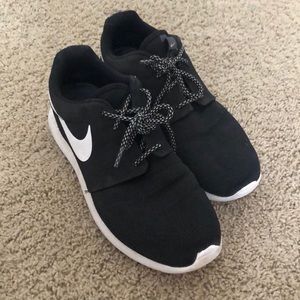 Nike Black Athletic Shoes